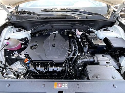 Certified 2022 Hyundai Santa Fe XRT AWD/4WD image 11