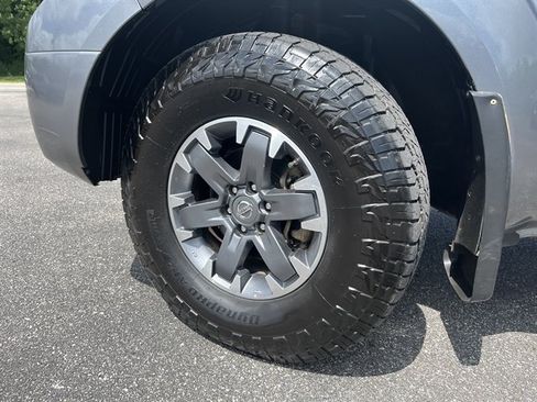 Used 2018 Nissan Frontier PRO-4X w/ Pro-4x Luxury Package AWD/4WD image 13