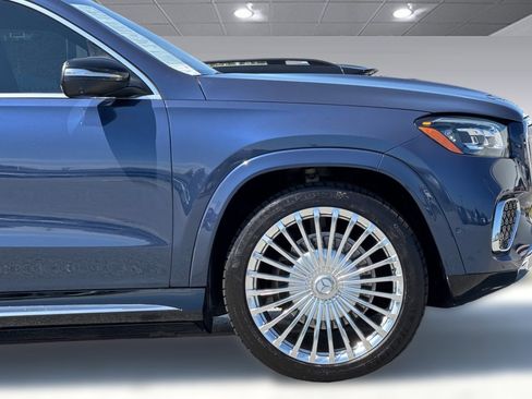 Used 2024 Mercedes-Benz Maybach GLS 600 4MATIC image 36