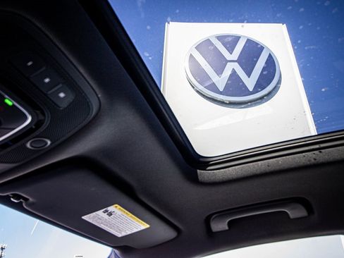 Used 2020 Audi Q5 2.0T Titanium Premium Plus w/ Premium Plus Package image 39