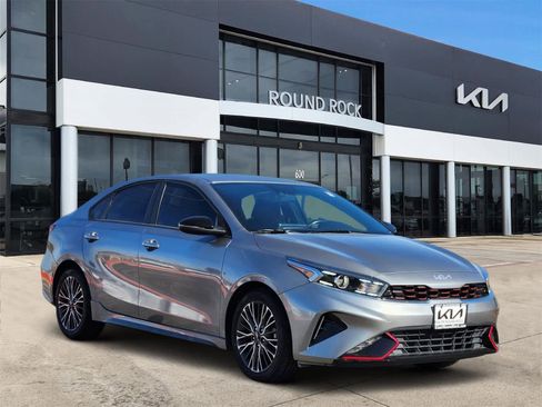 Certified 2022 Kia Forte GT-Line image 3