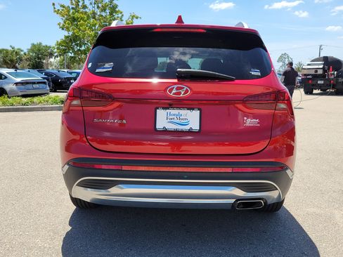 Used 2021 Hyundai Santa Fe SEL w/ Convenience Package FWD image 5