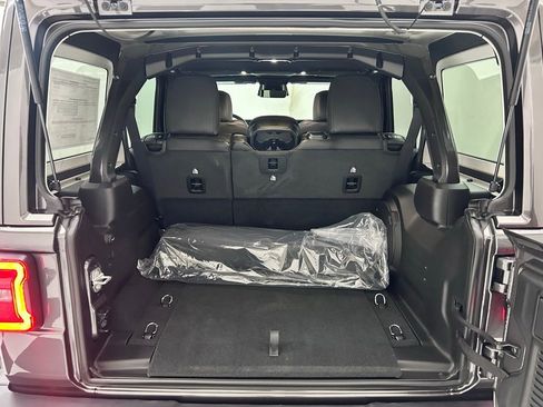 New 2026 Jeep Wrangler Sahara image 9