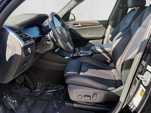 Used 2024 BMW X3 xDrive30i w/ Convenience Package image 11
