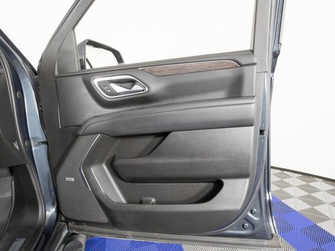 Used 2022 Chevrolet Tahoe Z71 w/ Z71 Off-Road Package image 20