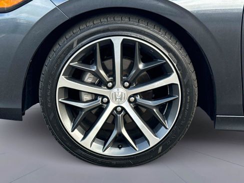 Certified 2024 Honda Civic Touring image 11