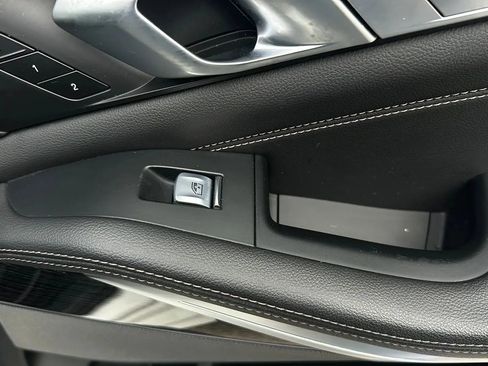 Used 2020 BMW X7 xDrive40i w/ M Sport Package image 36