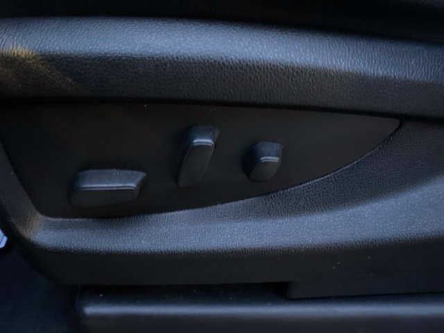 Used 2019 Chevrolet Tahoe LS AWD/4WD image 28