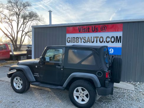 Used 2012 Jeep Wrangler Sport image 3