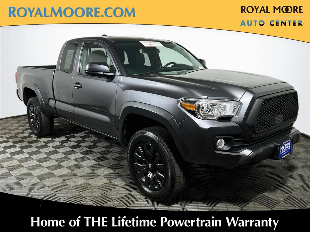 Certified 2022 Toyota Tacoma SR5 w/ Black Out Package (TMS) AWD/4WD image 1