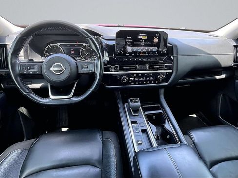 Used 2023 Nissan Pathfinder SL FWD image 12