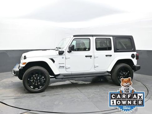 Used 2023 Jeep Wrangler Unlimited Sahara w/ Cold Weather Group image 2