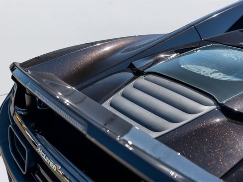 Used 2016 McLaren 650S Spider image 37