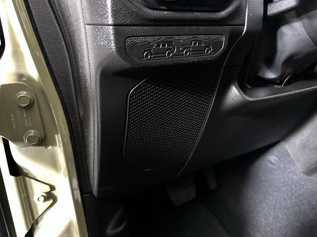 Used 2025 Jeep Gladiator Sport AWD/4WD image 25