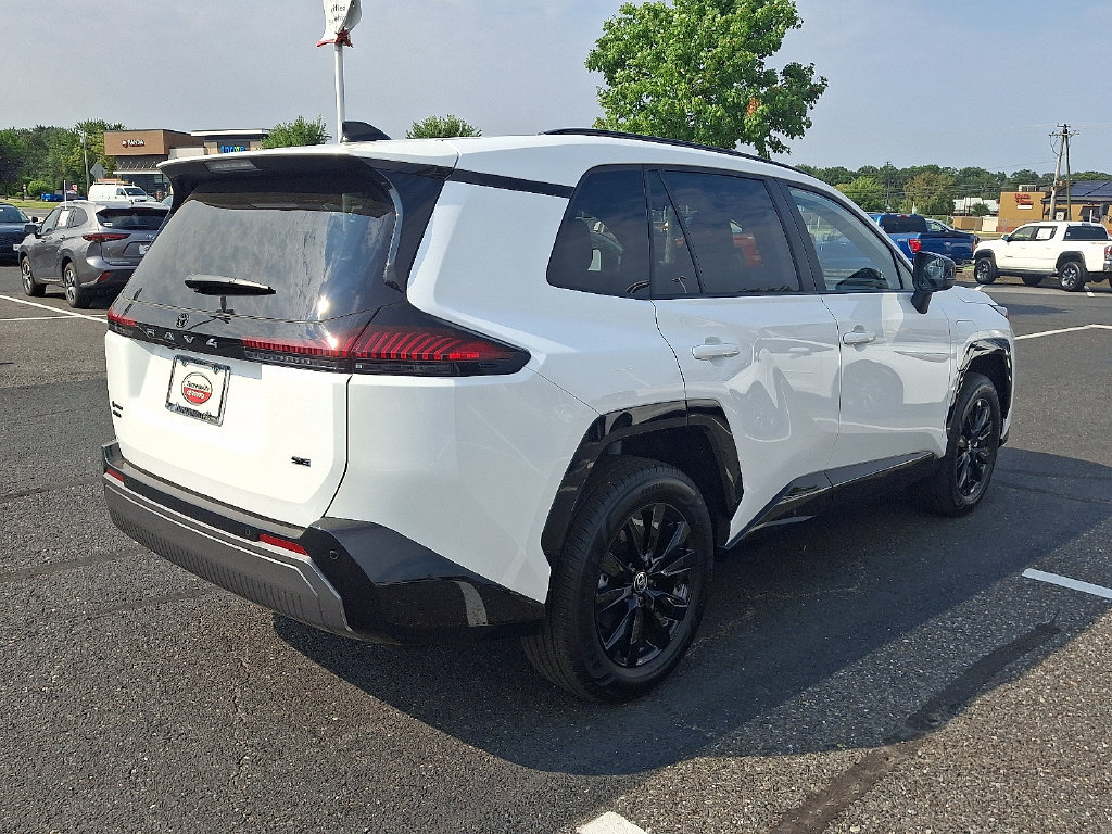 Used 2026 Toyota RAV4 SE w/ Convenience Package AWD/4WD image 6