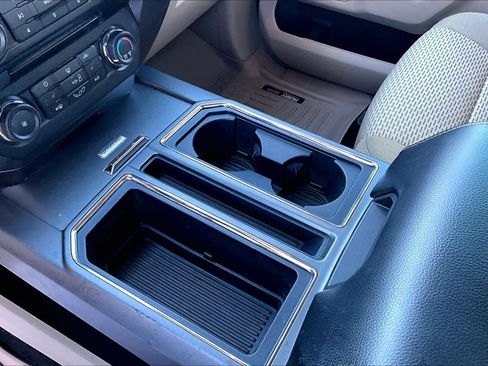 Used 2016 Ford F150 XLT w/ Equipment Group 302A Luxury image 16