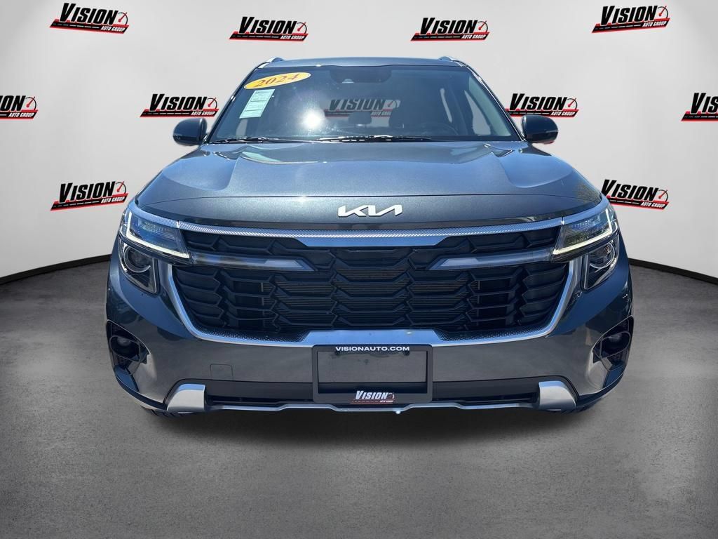Certified 2024 Kia Seltos S AWD/4WD image 2