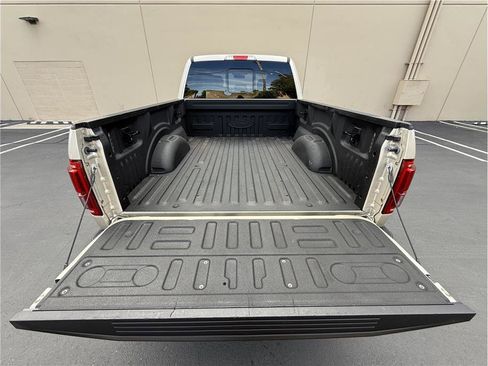 Used 2017 Ford F150 Lariat w/ Equipment Group 502A Luxury AWD/4WD image 57