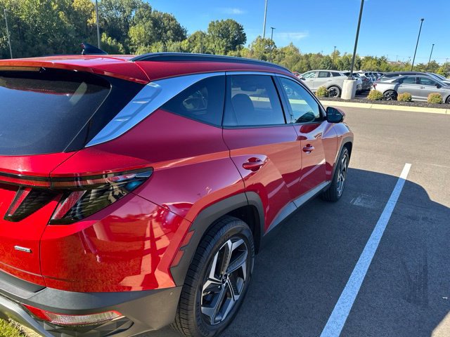 Used 2023 Hyundai Tucson Limited AWD/4WD image 13