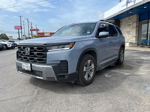 Used 2026 Honda Pilot EX-L image 4