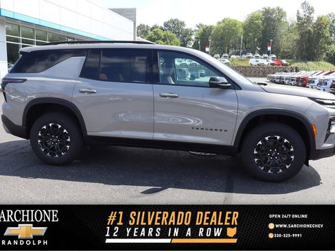 New 2027 Chevrolet Traverse Z71 w/ Enhanced Driving Package AWD/4WD image 1