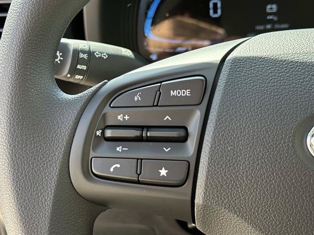 New 2026 Hyundai Venue SE FWD image 8