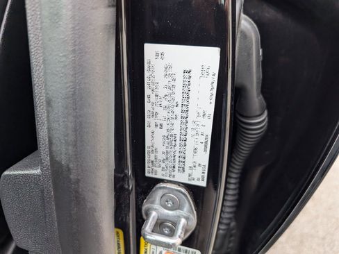 Used 2020 Ford Escape SEL image 25