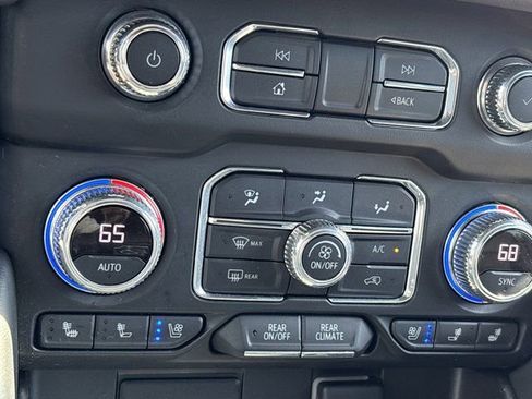 Used 2021 GMC Yukon SLT RWD image 39