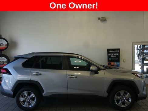 Certified 2025 Toyota RAV4 XLE AWD/4WD image 2