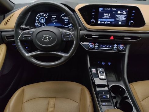 Used 2020 Hyundai Sonata SEL w/ Premium + Sunroof Package FWD image 22