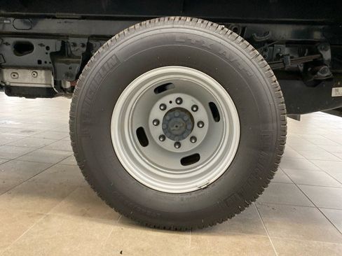 Certified 2023 Ford F350 4x4 Regular Cab DRW Super Duty image 20