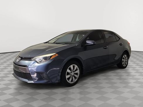 Used 2015 Toyota Corolla LE FWD image 4