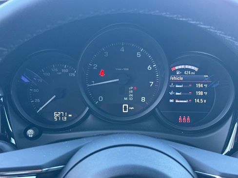 Used 2025 Porsche Macan image 24