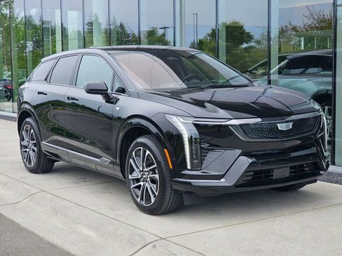 Used 2026 Cadillac Optiq Sport 1 AWD/4WD image 7