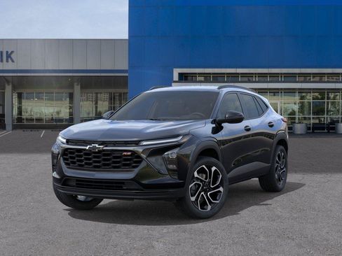 New 2026 Chevrolet Trax RS w/ Driver Confidence Package FWD image 6