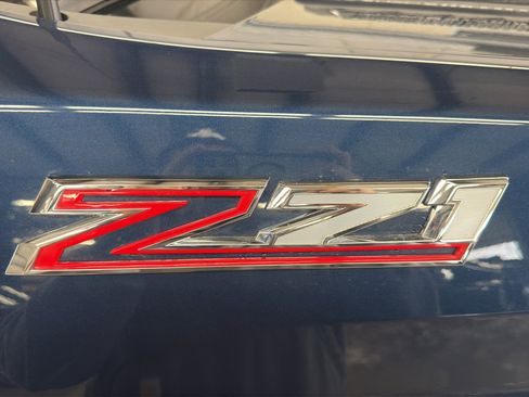 Used 2022 Chevrolet Silverado 2500 LTZ w/ LTZ Plus Package image 12