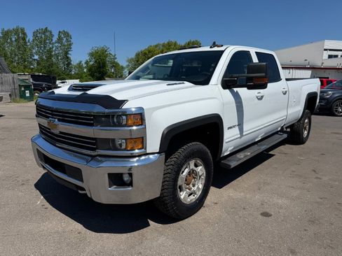 Used 2018 Chevrolet Silverado 2500 LT w/ LT Convenience Package AWD/4WD image 1