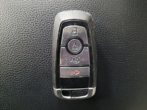 Used 2018 Ford Fusion S FWD image 32