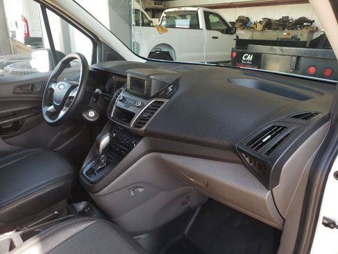 Used 2019 Ford Transit Connect XL FWD image 13