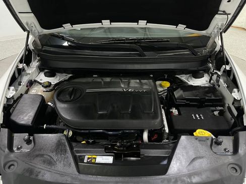 Used 2018 Jeep Cherokee Limited w/ Technology Group image 28