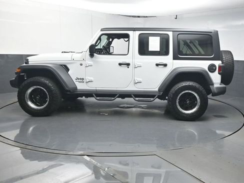 Used 2018 Jeep Wrangler Unlimited Sport S AWD/4WD image 5