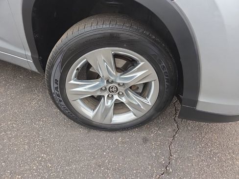 Used 2019 Toyota Highlander Limited image 8