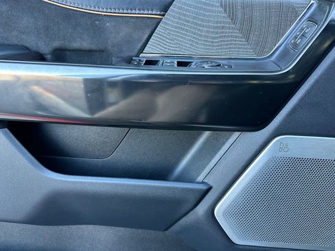 Certified 2022 Ford F150 Platinum w/ Equipment Group 701A High image 12