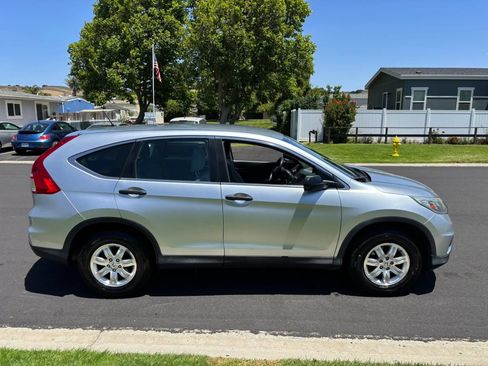 Used 2016 Honda CR-V LX image 3