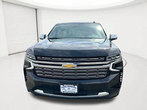 Used 2024 Chevrolet Suburban Premier AWD/4WD image 2