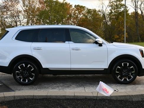 Used 2025 Kia Telluride SX image 4