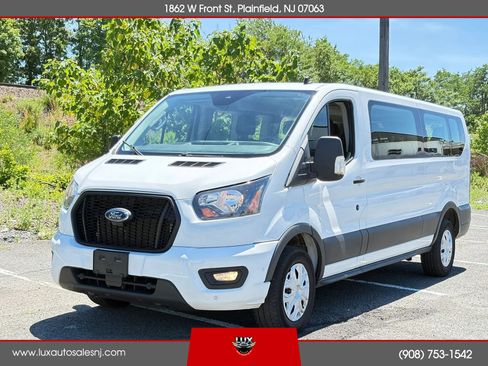 Used 2021 Ford Transit 350 XLT RWD image 2