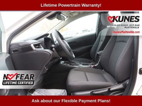 Used 2024 Toyota Corolla LE image 29