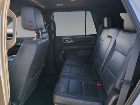 Used 2023 Chevrolet Tahoe LT w/ Luxury Package image 13