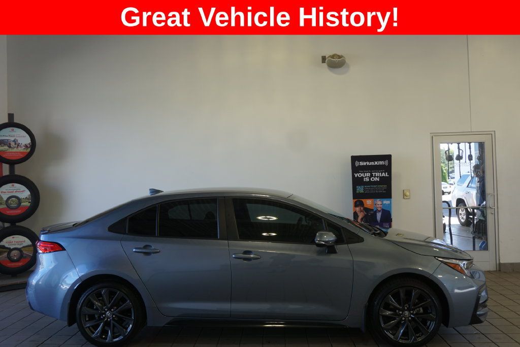 Certified 2024 Toyota Corolla SE FWD image 2